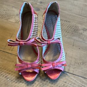 Beautiful Made in Brazil 🇧🇷 Heels - Size 6.5